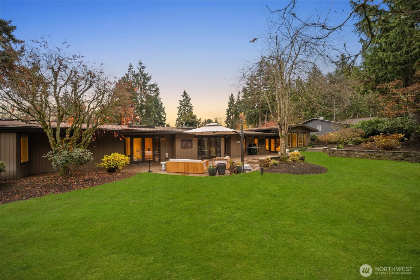 3215 78th Place NE, Medina, WA 98039