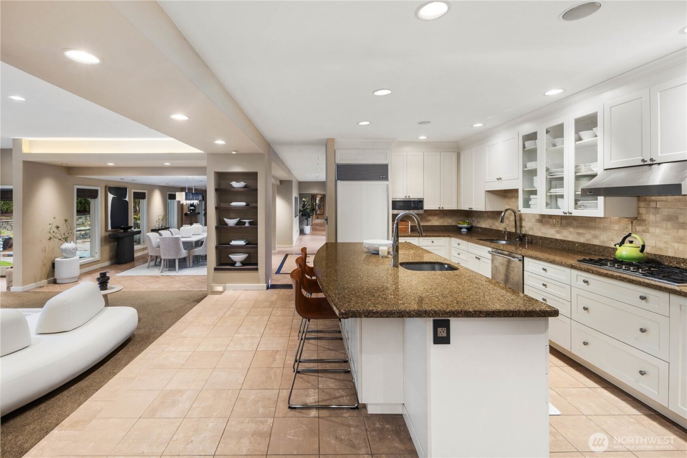 3215 78th Place NE, Medina, WA 98039