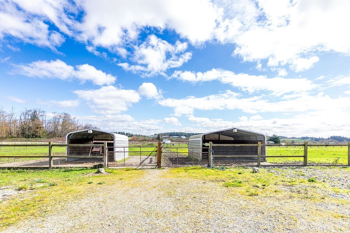 1013 Mallard Lane , Camano Island, WA 98282