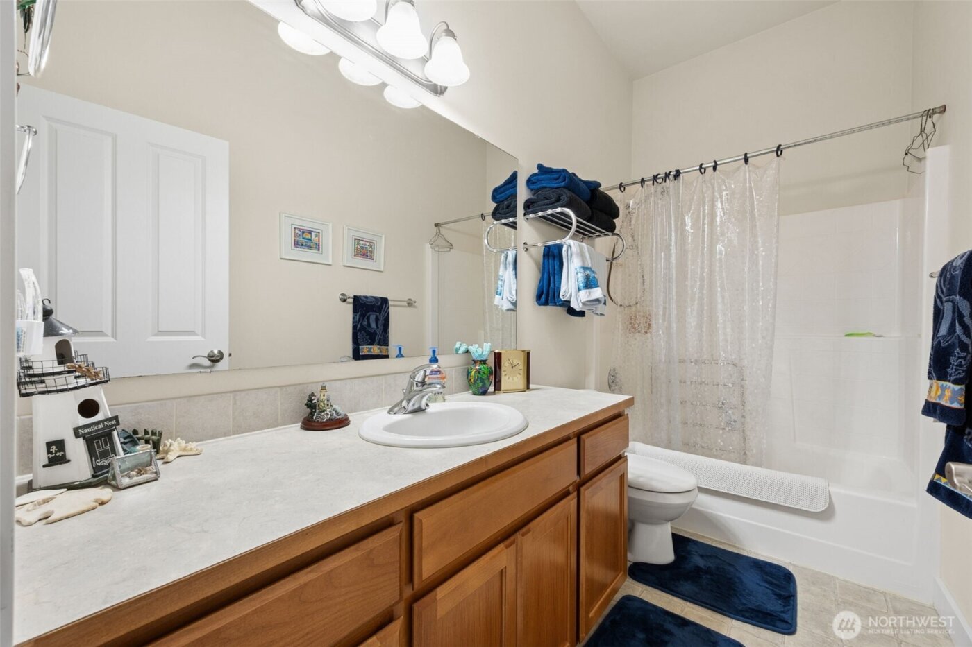 17705 92nd Ave East , Puyallup, WA 98375