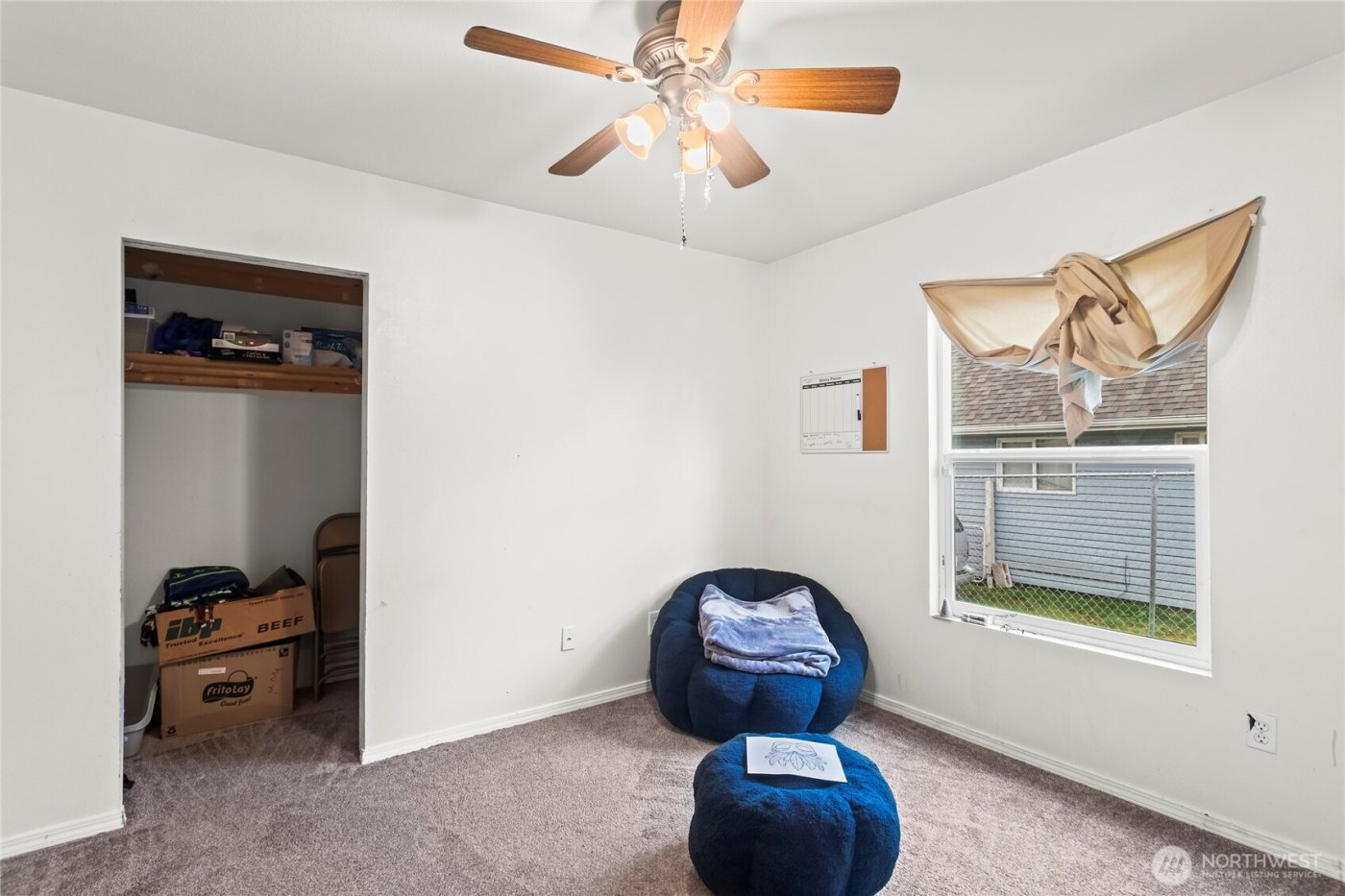 6828 Yakima Avenue , Tacoma, WA 98408