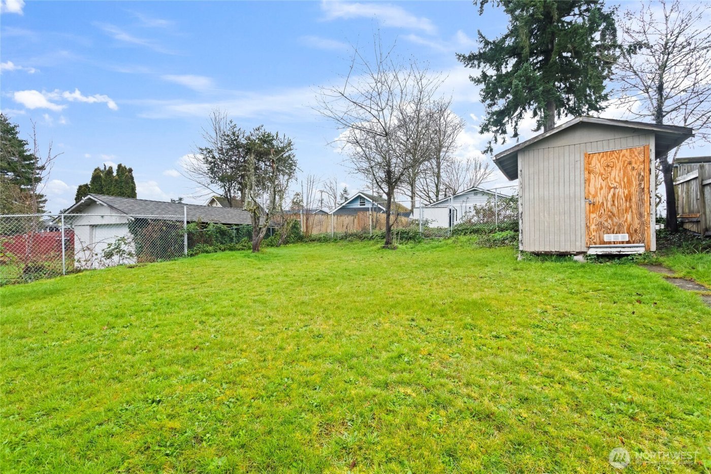 6828 Yakima Avenue , Tacoma, WA 98408