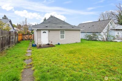 6828 Yakima Avenue , Tacoma, WA 98408 - Photo 16
