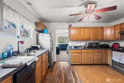6828 Yakima Avenue , Tacoma, WA 98408 - Photo 8