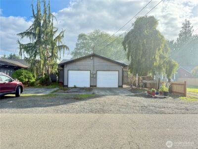 1007 Macfarlane , Aberdeen, WA 98520 - Photo 2
