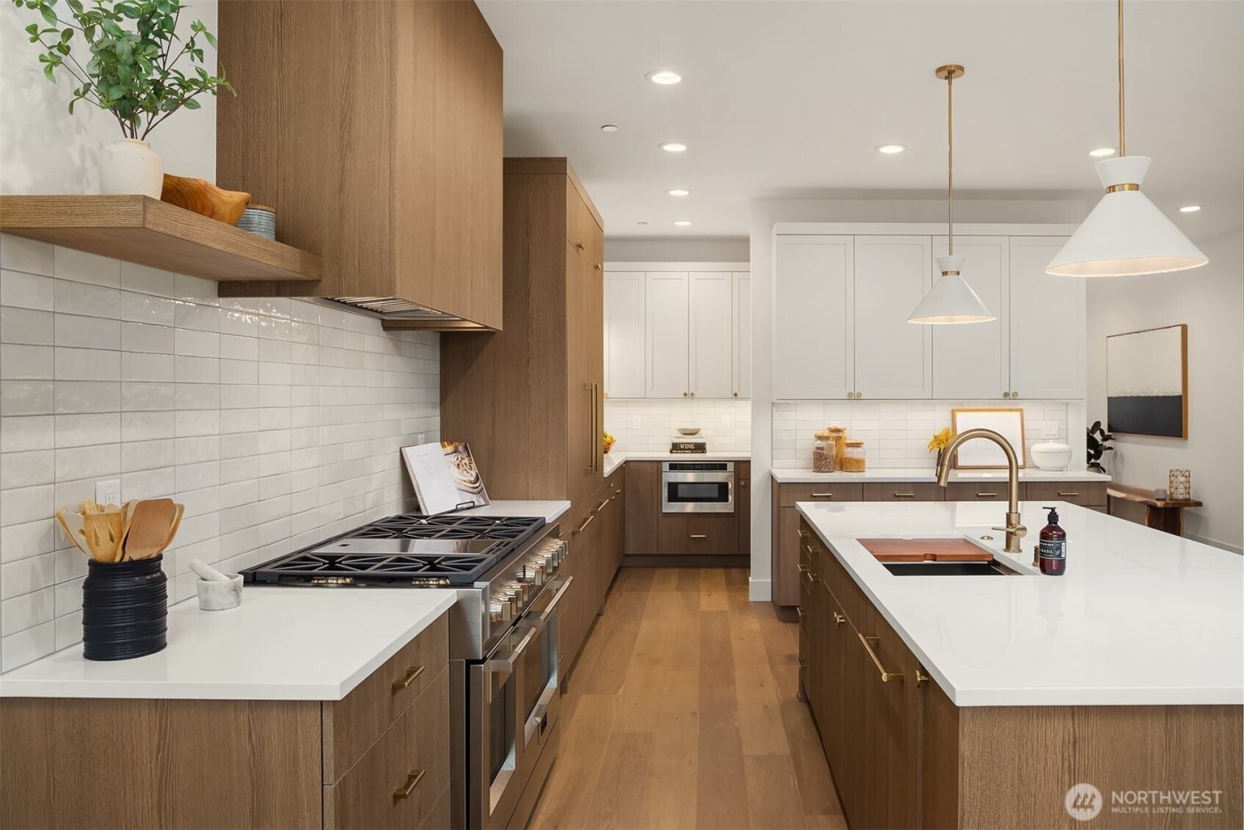 13662 NE 101st Street , Kirkland, WA 98033