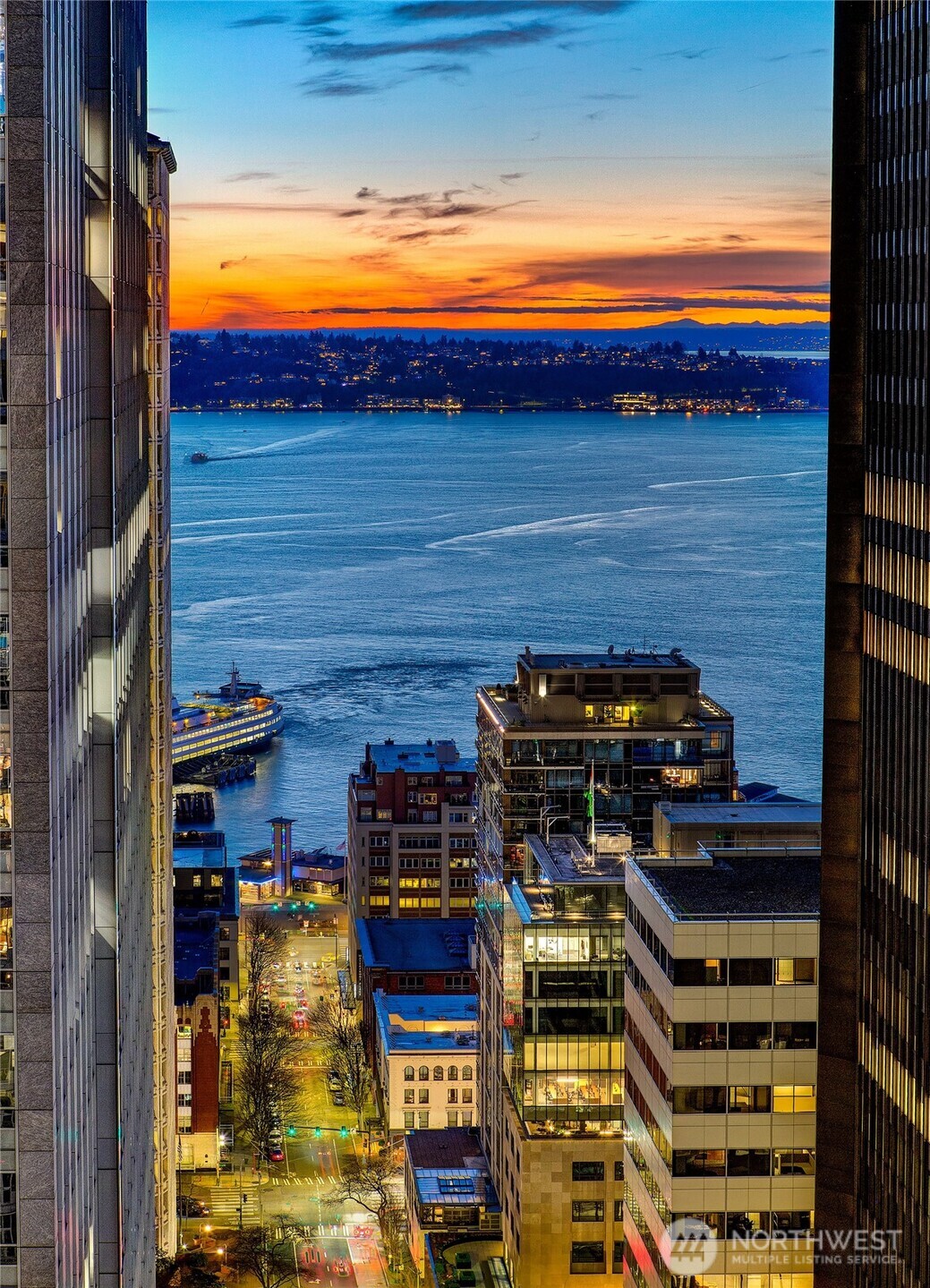 909 5th Avenue #2301, Seattle, WA 98164