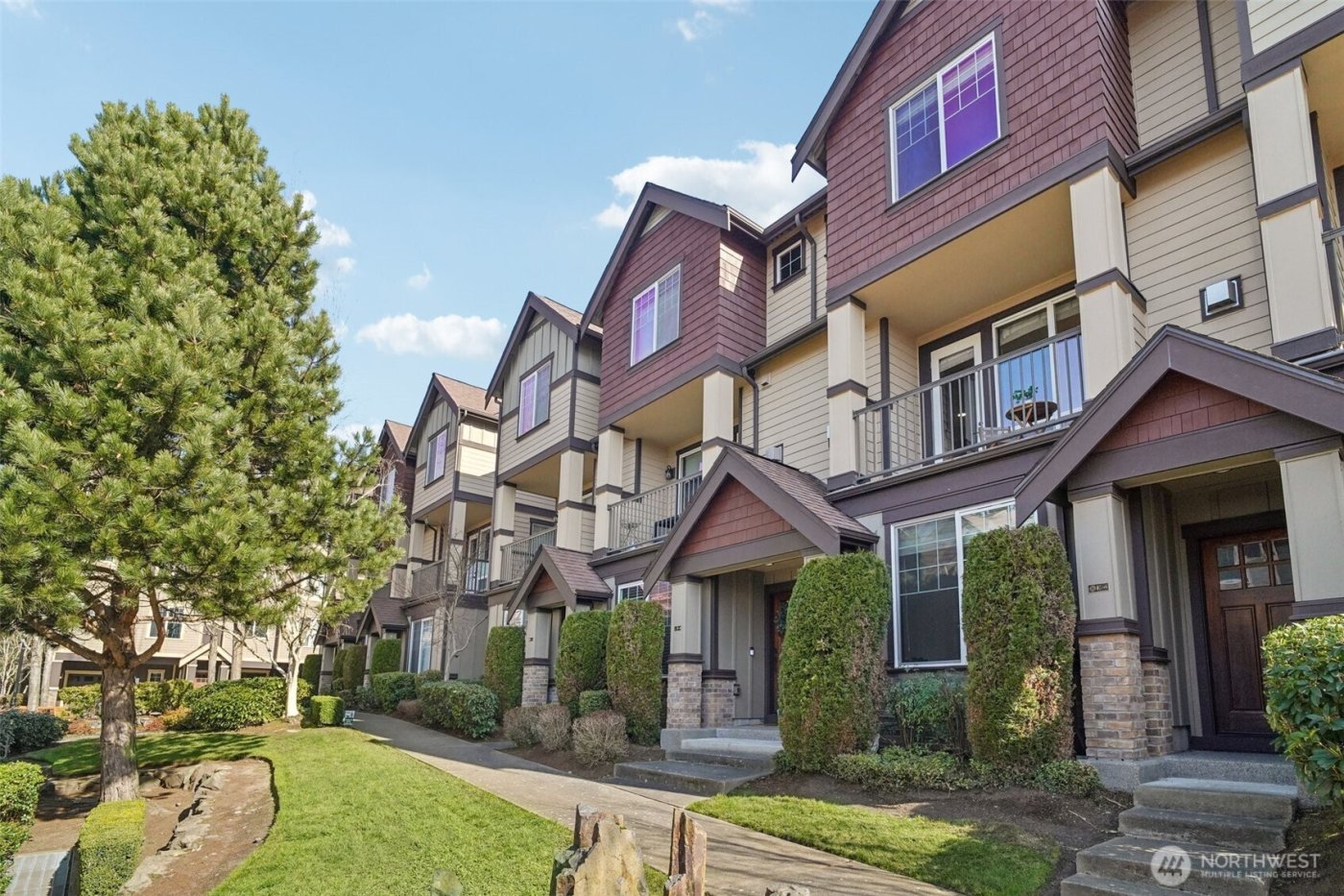 19439 1st Avenue S #E3, Normandy Park, WA 98148