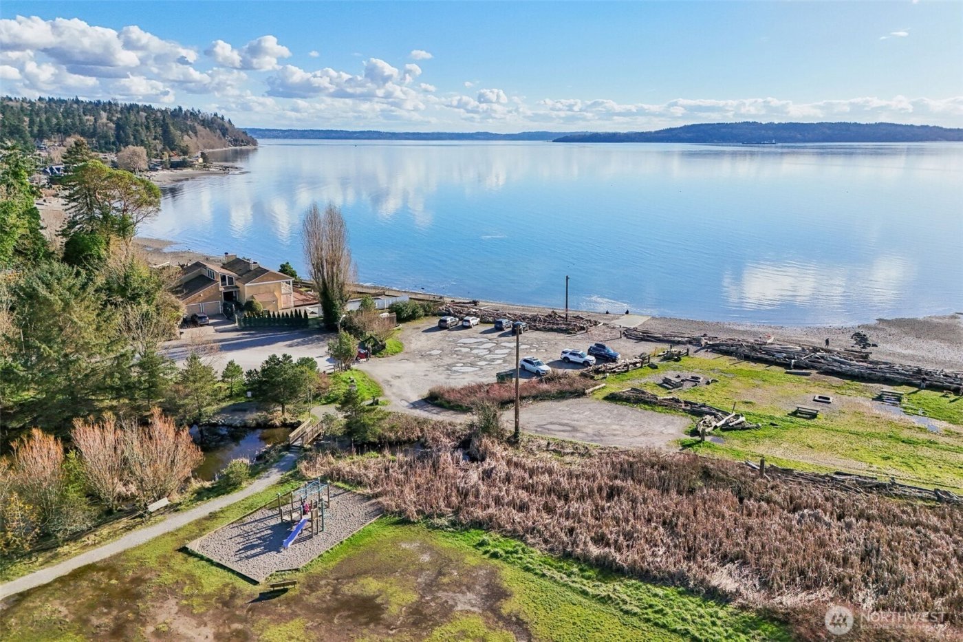 19439 1st Avenue S #E3, Normandy Park, WA 98148