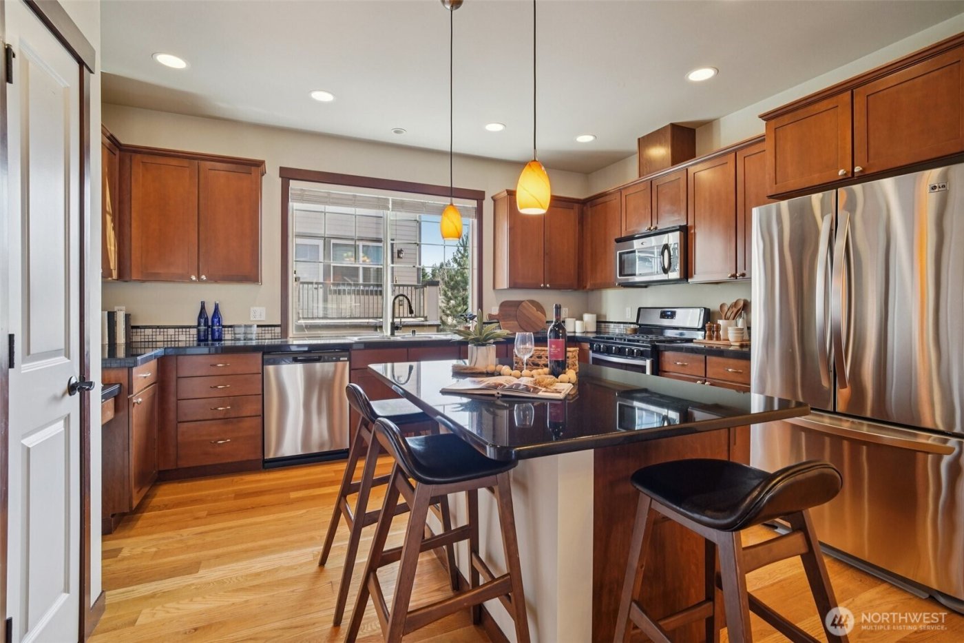 19439 1st Avenue S #E3, Normandy Park, WA 98148