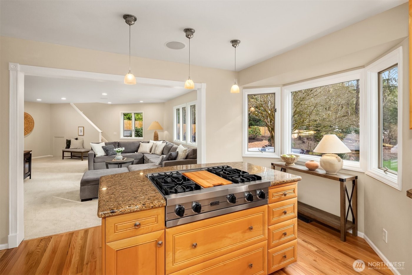 18605 NE 191st Street , Woodinville, WA 98077