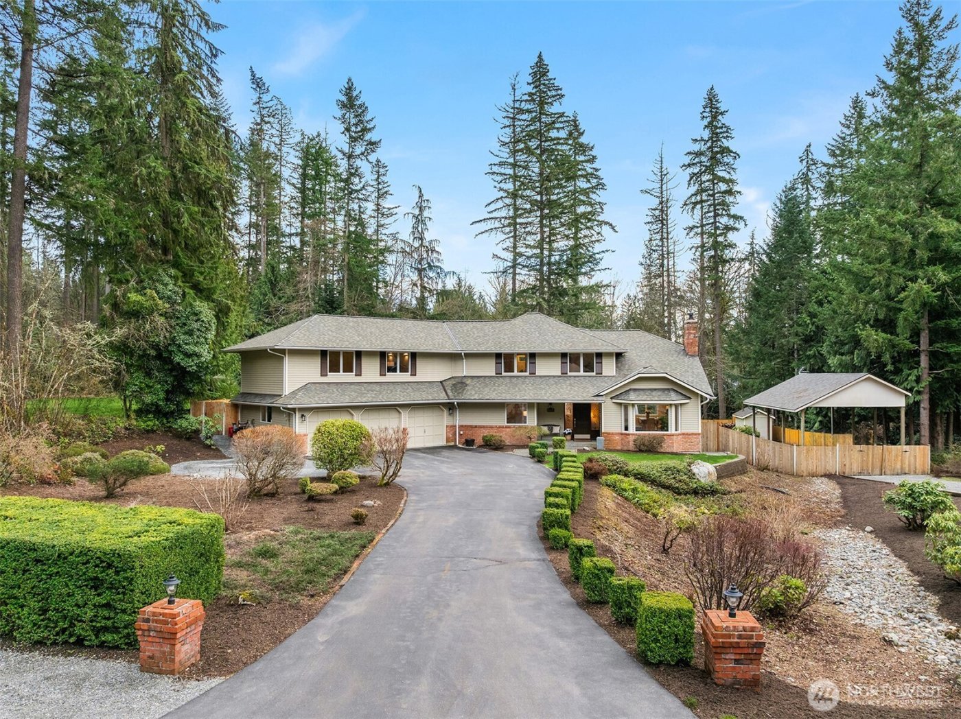 18605 NE 191st Street , Woodinville, WA 98077
