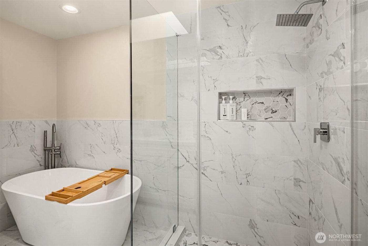 18605 NE 191st Street , Woodinville, WA 98077