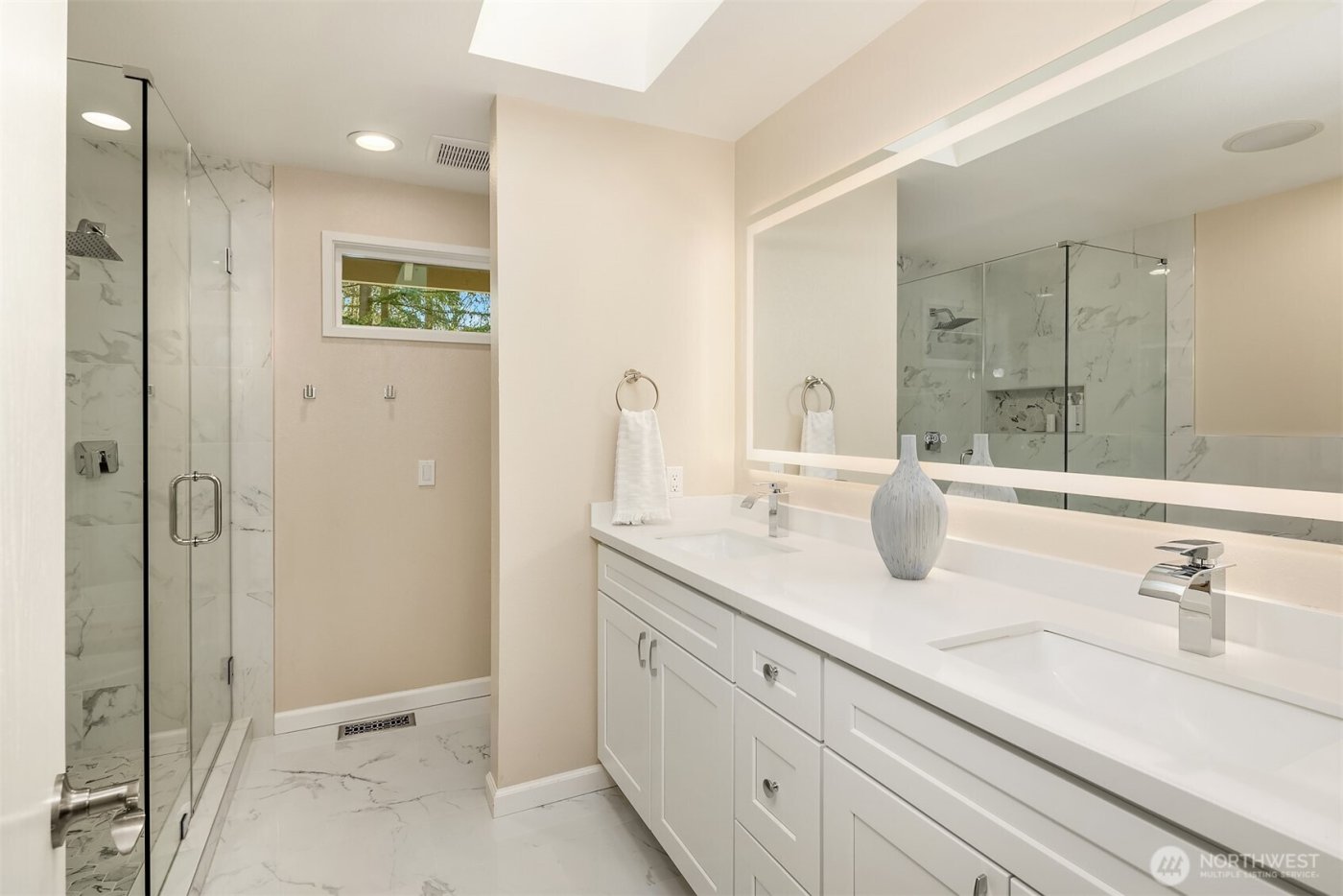 18605 NE 191st Street , Woodinville, WA 98077