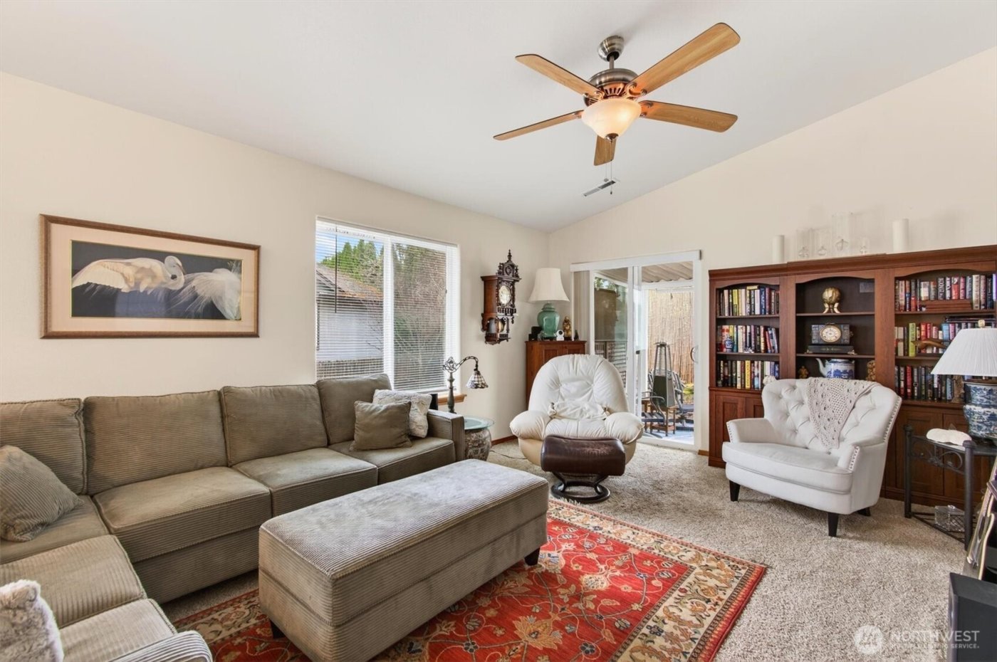 35 Glen Lane , Cathlamet, WA 98612