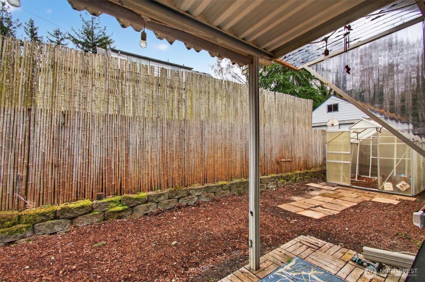 35 Glen Lane , Cathlamet, WA 98612