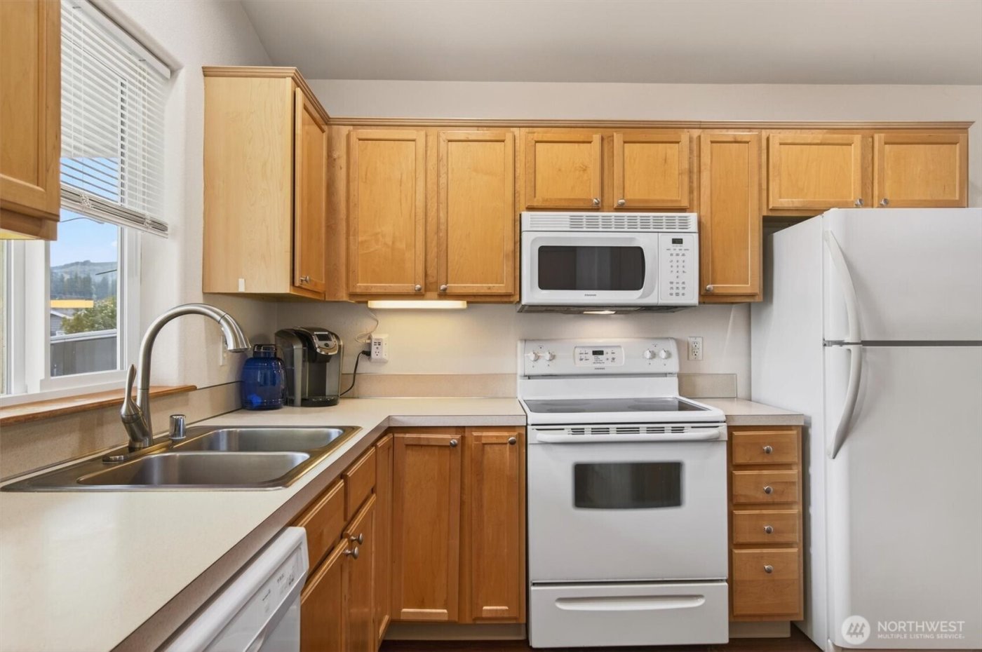 35 Glen Lane , Cathlamet, WA 98612