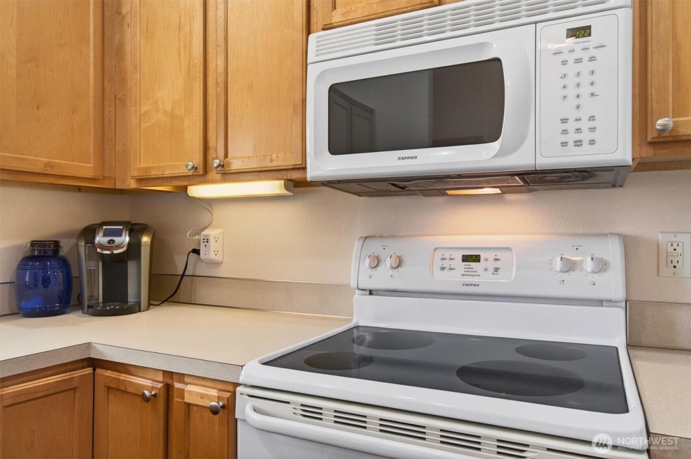 35 Glen Lane , Cathlamet, WA 98612