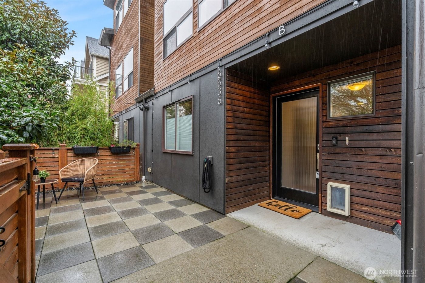 6536 42nd Avenue SW #B, Seattle, WA 98136