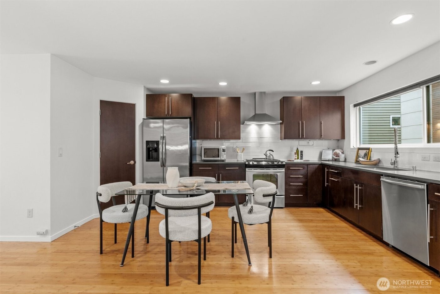 6536 42nd Avenue SW #B, Seattle, WA 98136