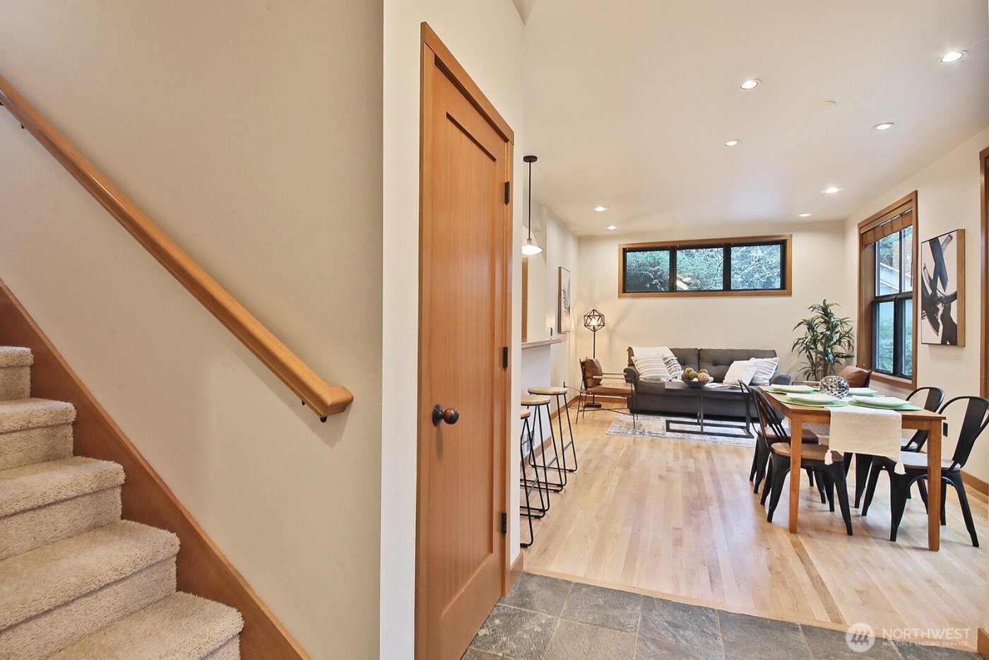 313 Edgecliff Drive , Langley, WA 98260