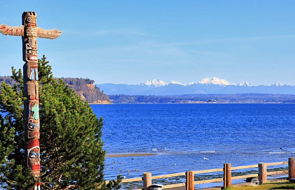 313 Edgecliff Drive , Langley, WA 98260