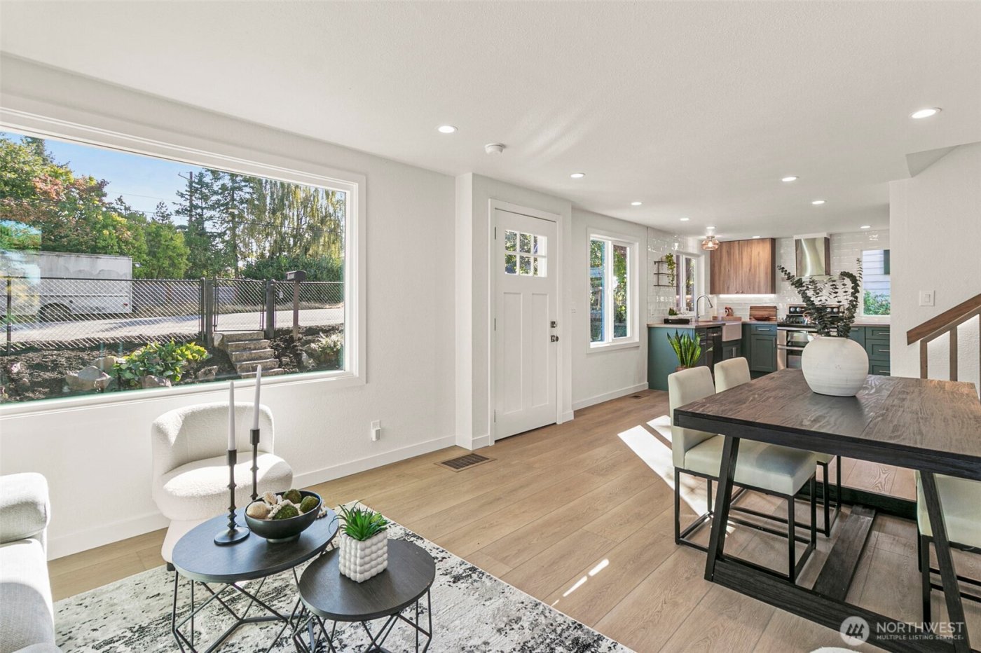 12077 75th Avenue S, Seattle, WA 98178