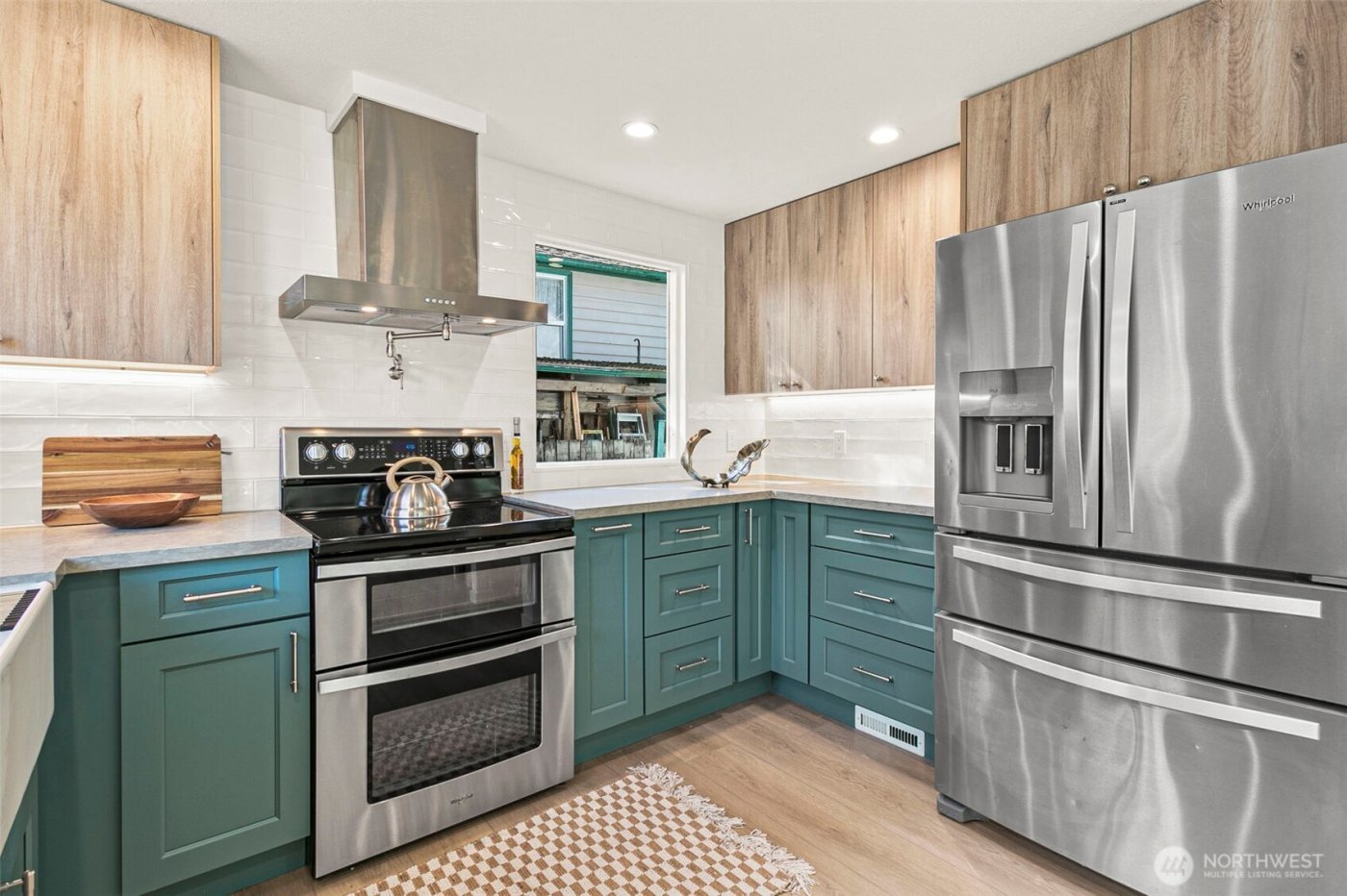 12077 75th Avenue S, Seattle, WA 98178