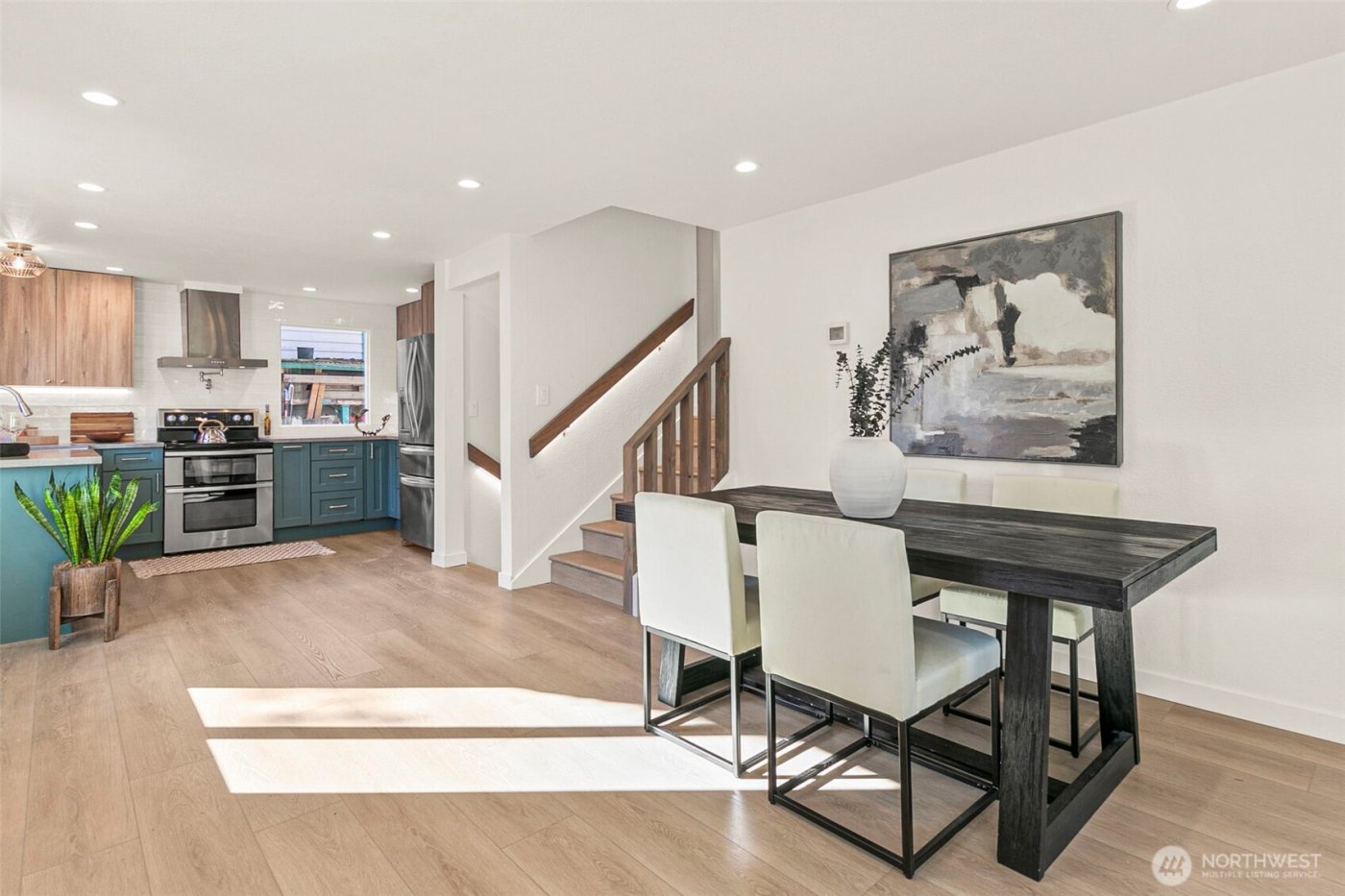 12077 75th Avenue S, Seattle, WA 98178