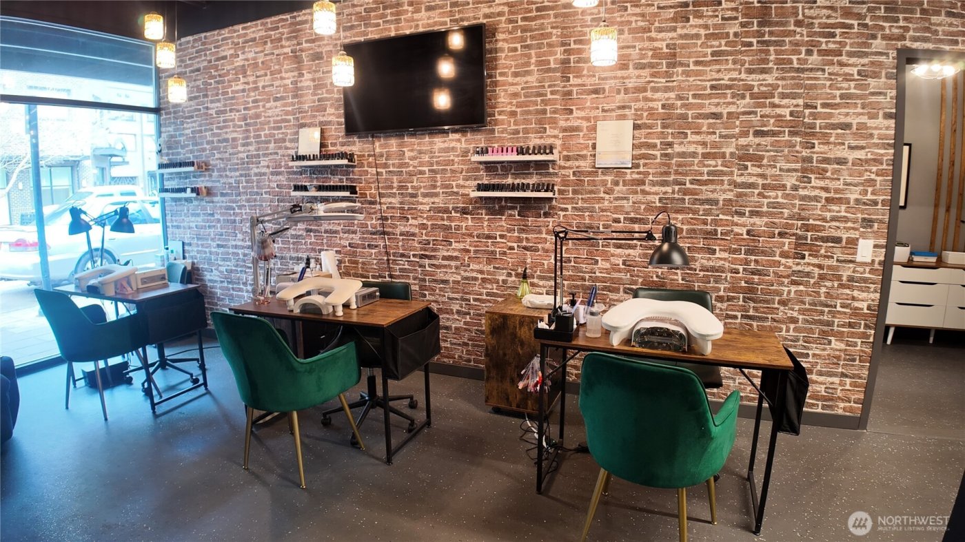 14 S Division Street , Auburn, WA 98001