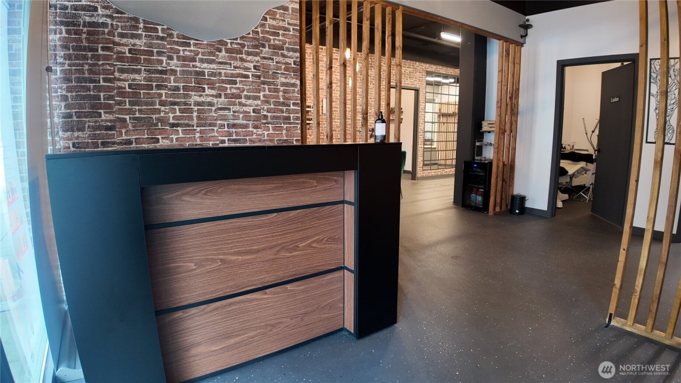 14 S Division Street , Auburn, WA 98001