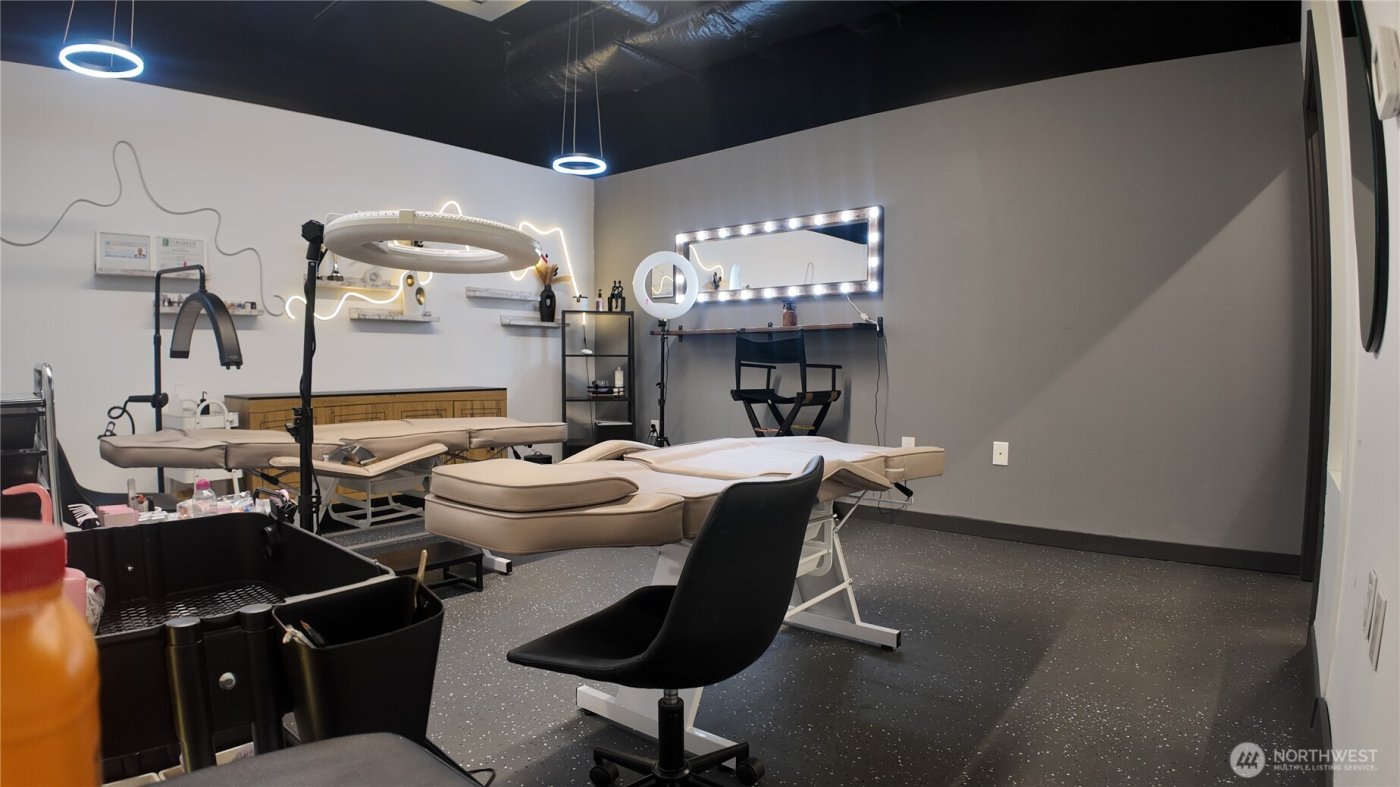 14 S Division Street , Auburn, WA 98001