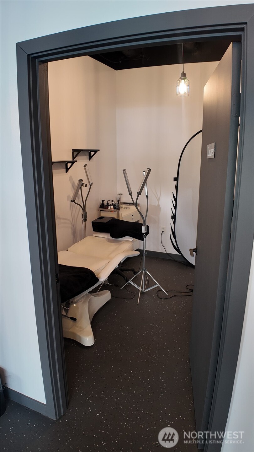 14 S Division Street , Auburn, WA 98001