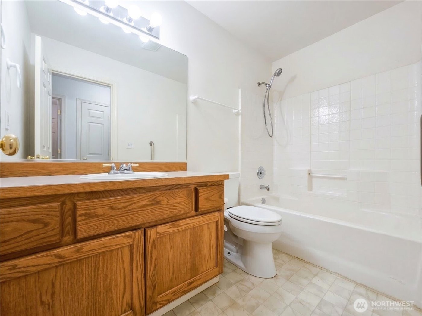 2727 180th Street E, Tacoma, WA 98445