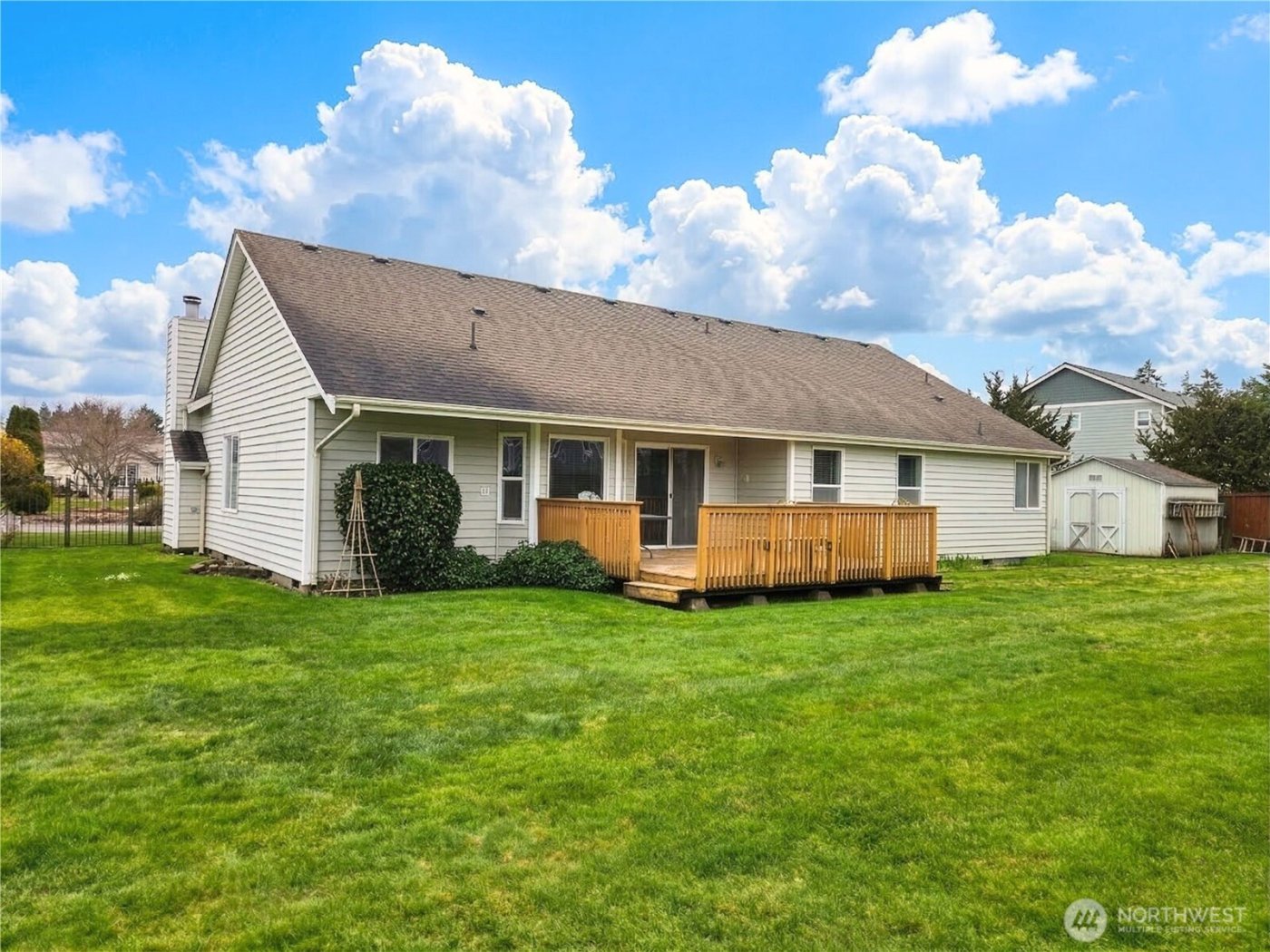 2727 180th Street E, Tacoma, WA 98445