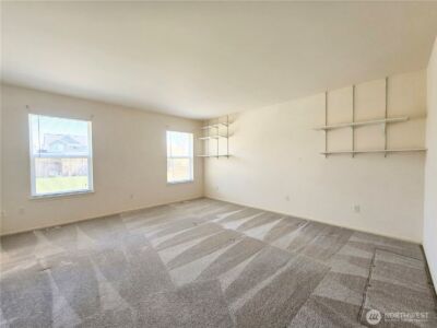 2727 180th Street E, Tacoma, WA 98445 - Photo 9