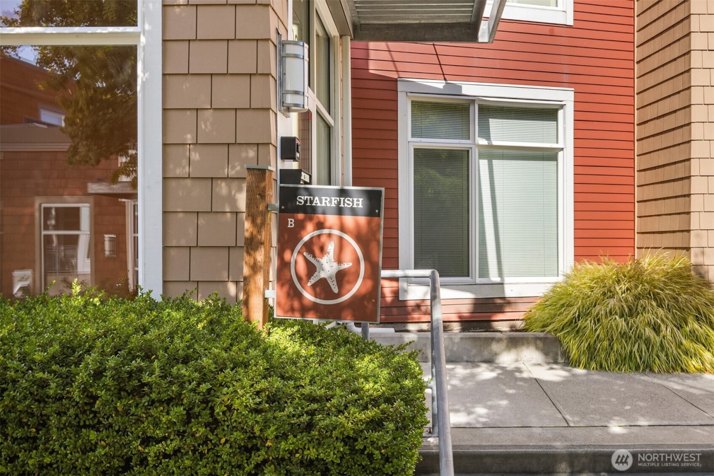 180 Harbor Square Loop NE #B 119, Bainbridge Island, WA 98110