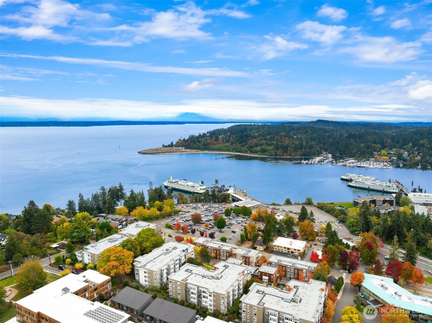180 Harbor Square Loop NE #B 119, Bainbridge Island, WA 98110