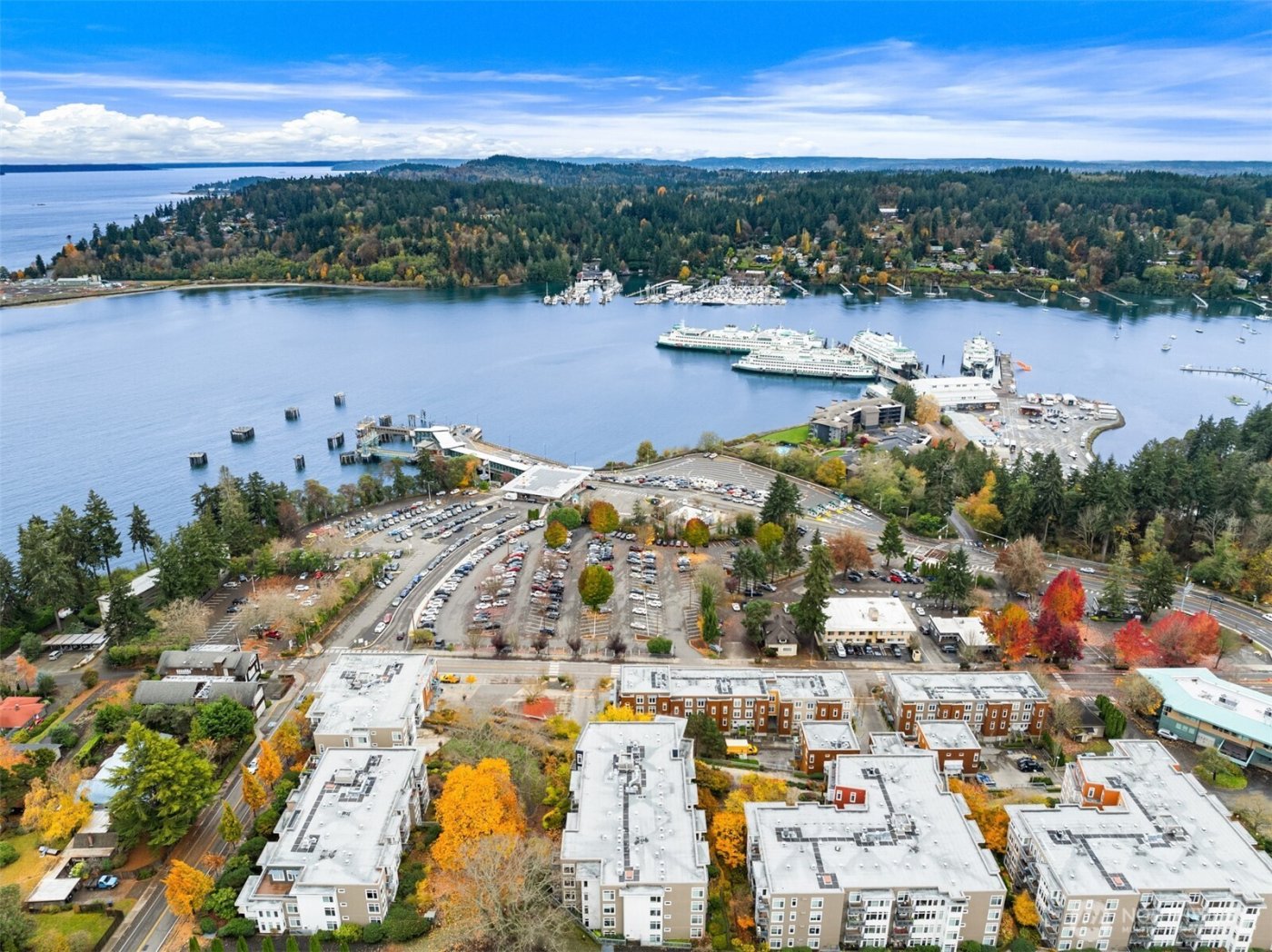 180 Harbor Square Loop NE #B 119, Bainbridge Island, WA 98110