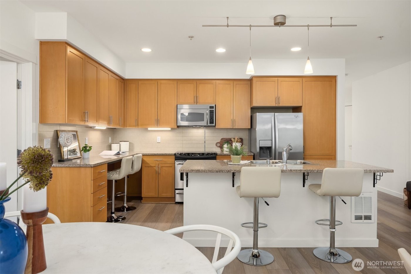 180 Harbor Square Loop NE #B 119, Bainbridge Island, WA 98110