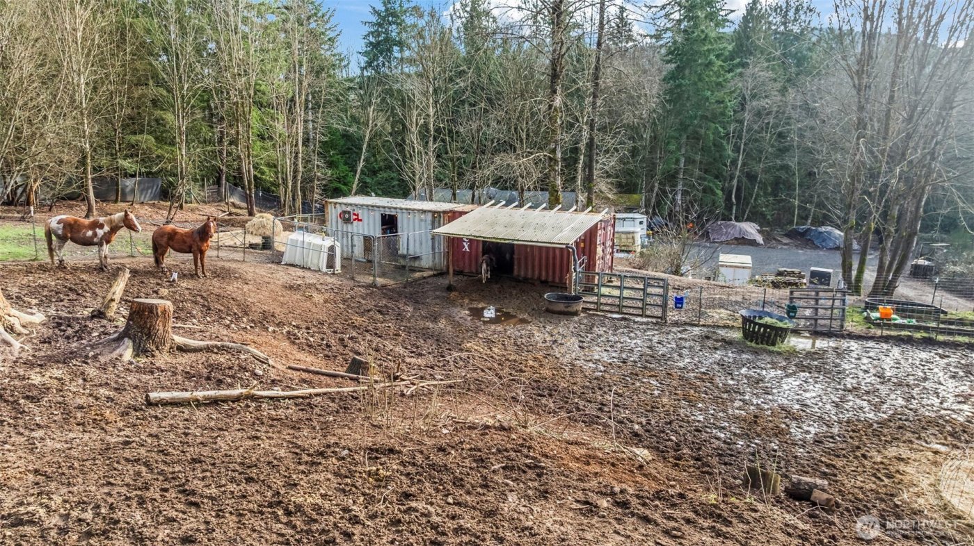 3762 W Cloquallum Road , Shelton, WA 98584