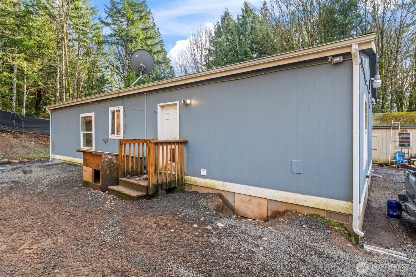 3762 W Cloquallum Road , Shelton, WA 98584
