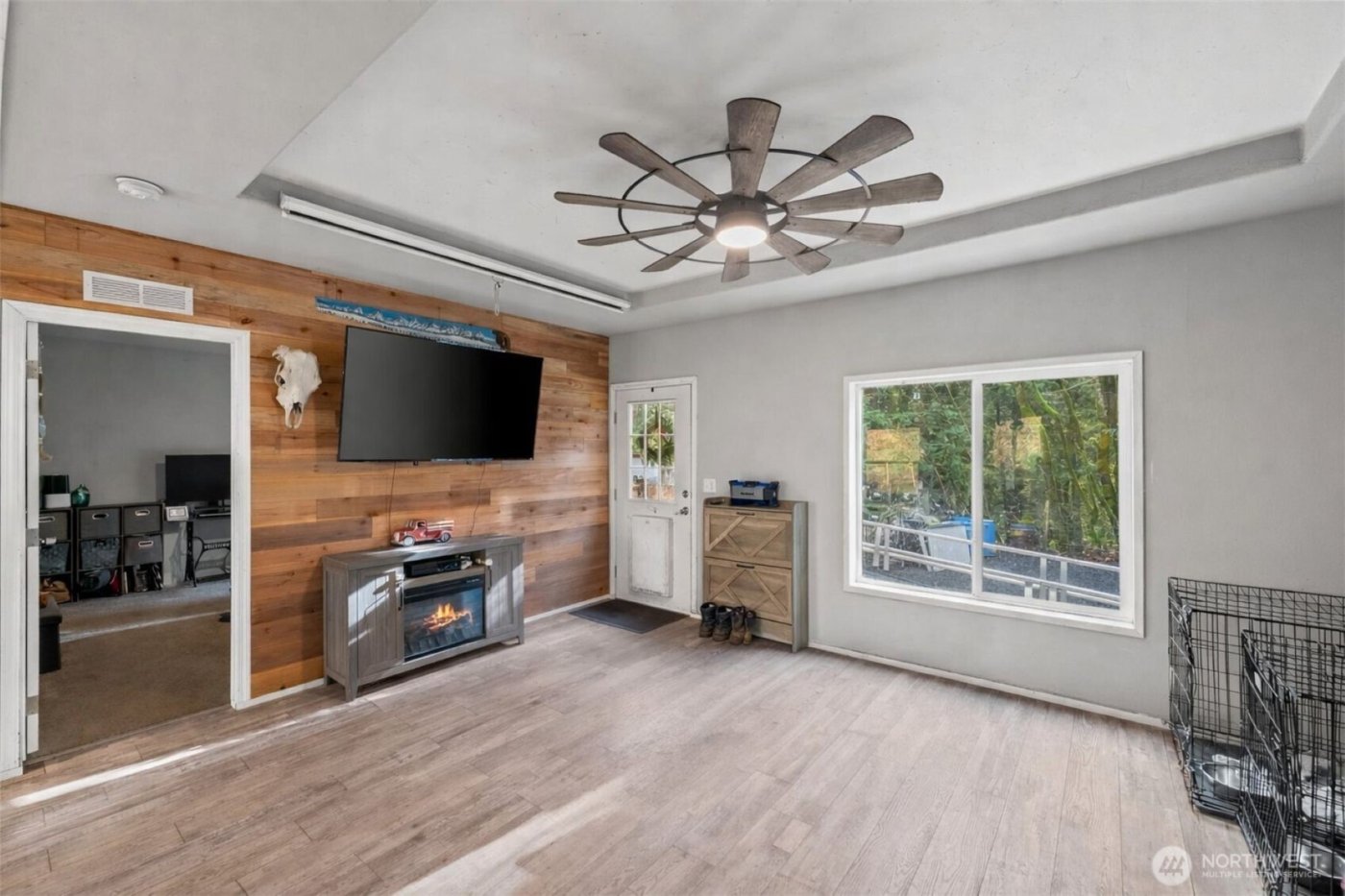 3762 W Cloquallum Road , Shelton, WA 98584