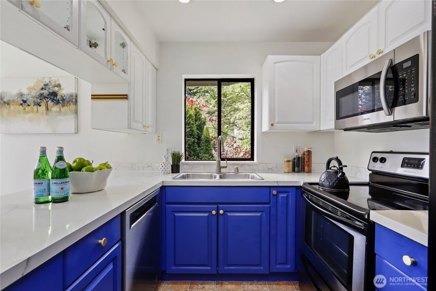 9009 Avondale Road NE #M226, Redmond, WA 98052