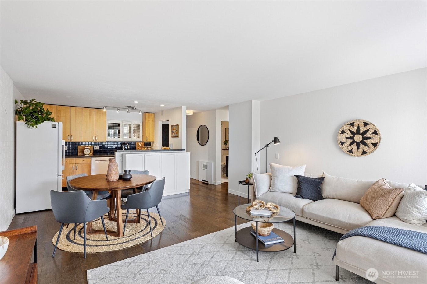 632 13th Avenue E #12, Seattle, WA 98102