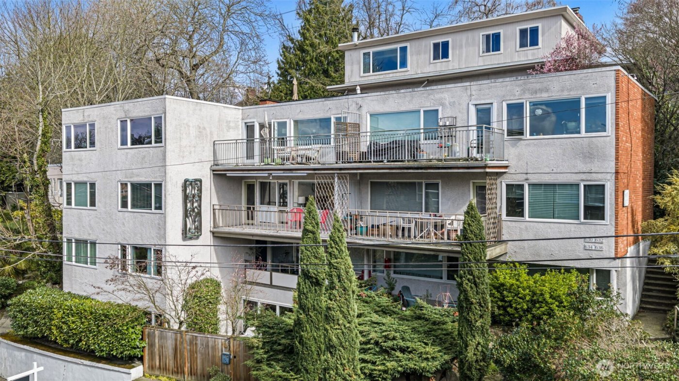 632 13th Avenue E #12, Seattle, WA 98102