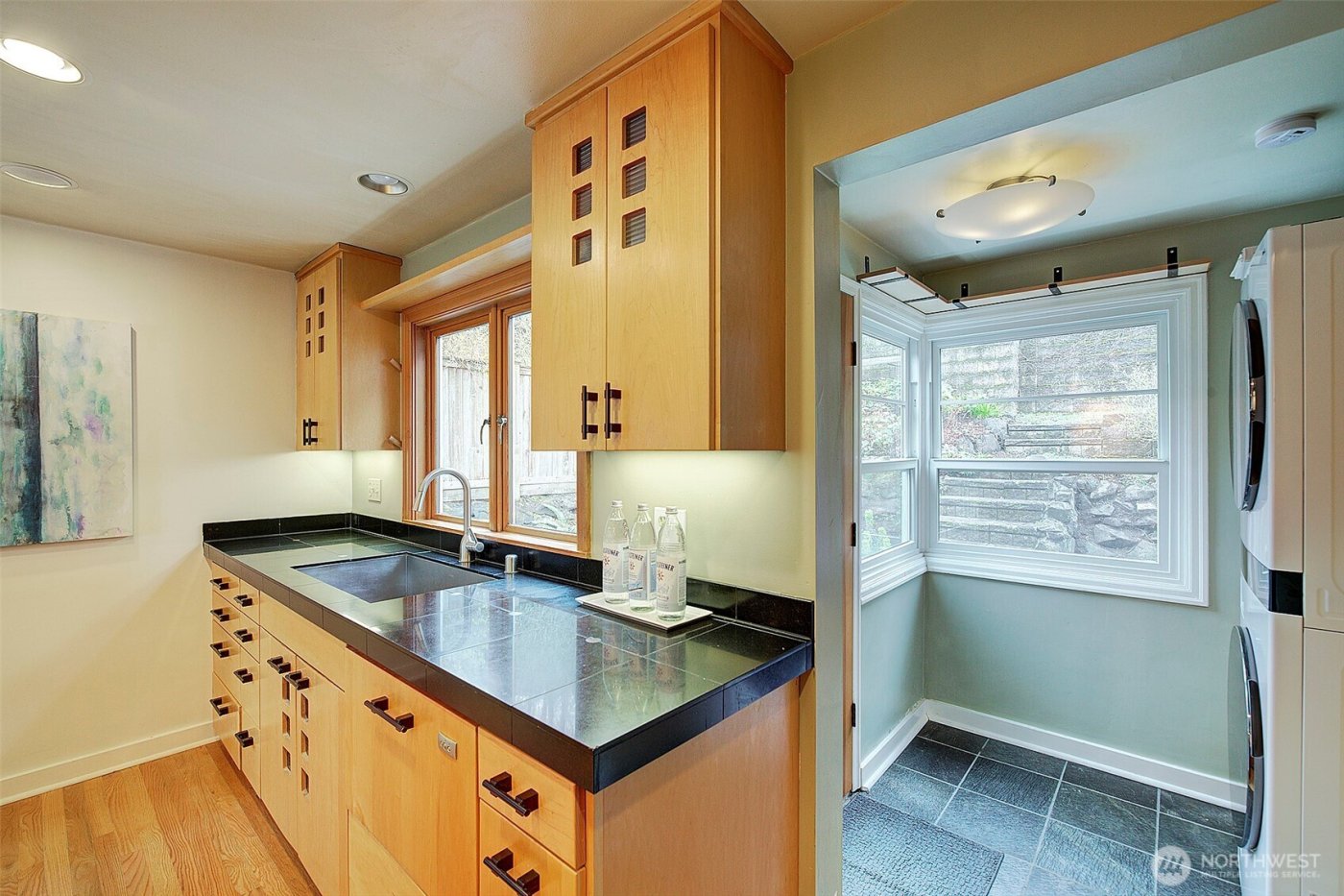 3625 36th Avenue W, Seattle, WA 98199