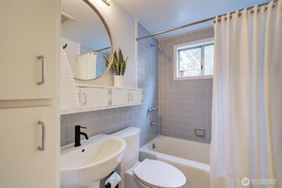 3625 36th Avenue W, Seattle, WA 98199 - Photo 16