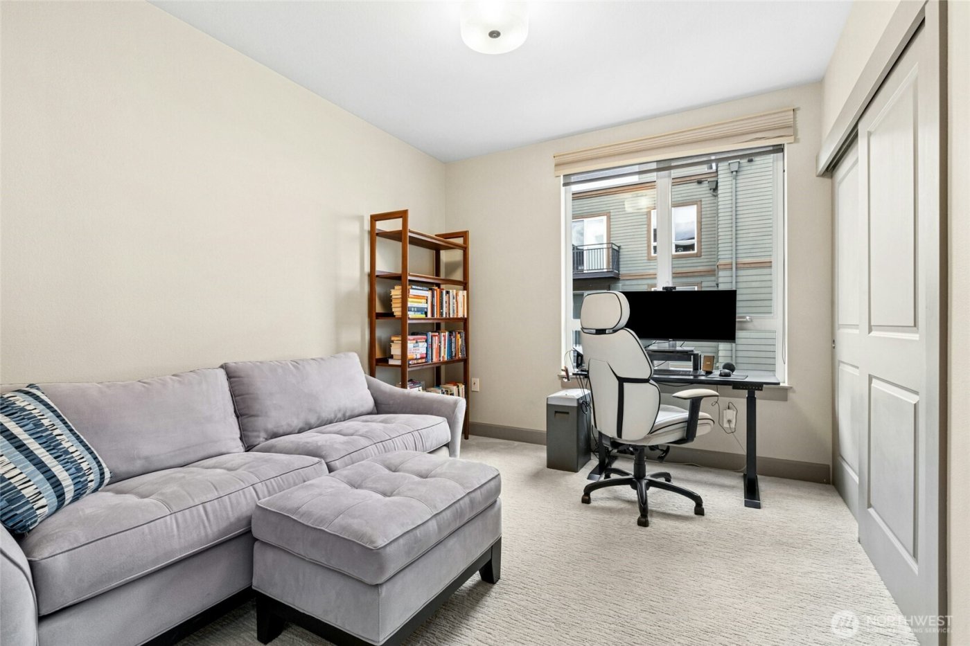 1880 25th Avenue NE #314, Issaquah, WA 98029