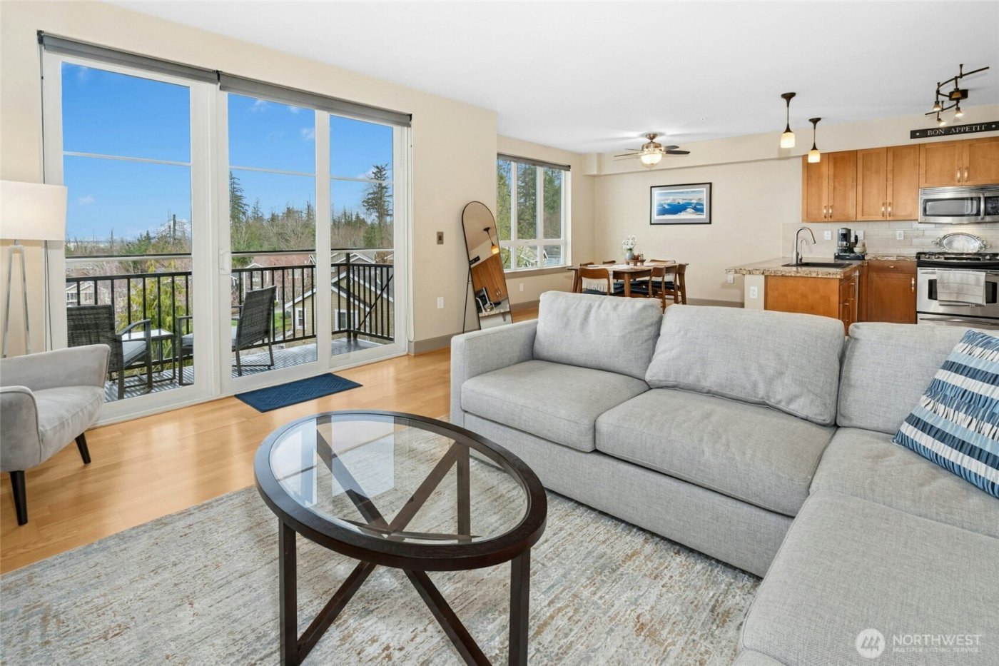 1880 25th Avenue NE #314, Issaquah, WA 98029